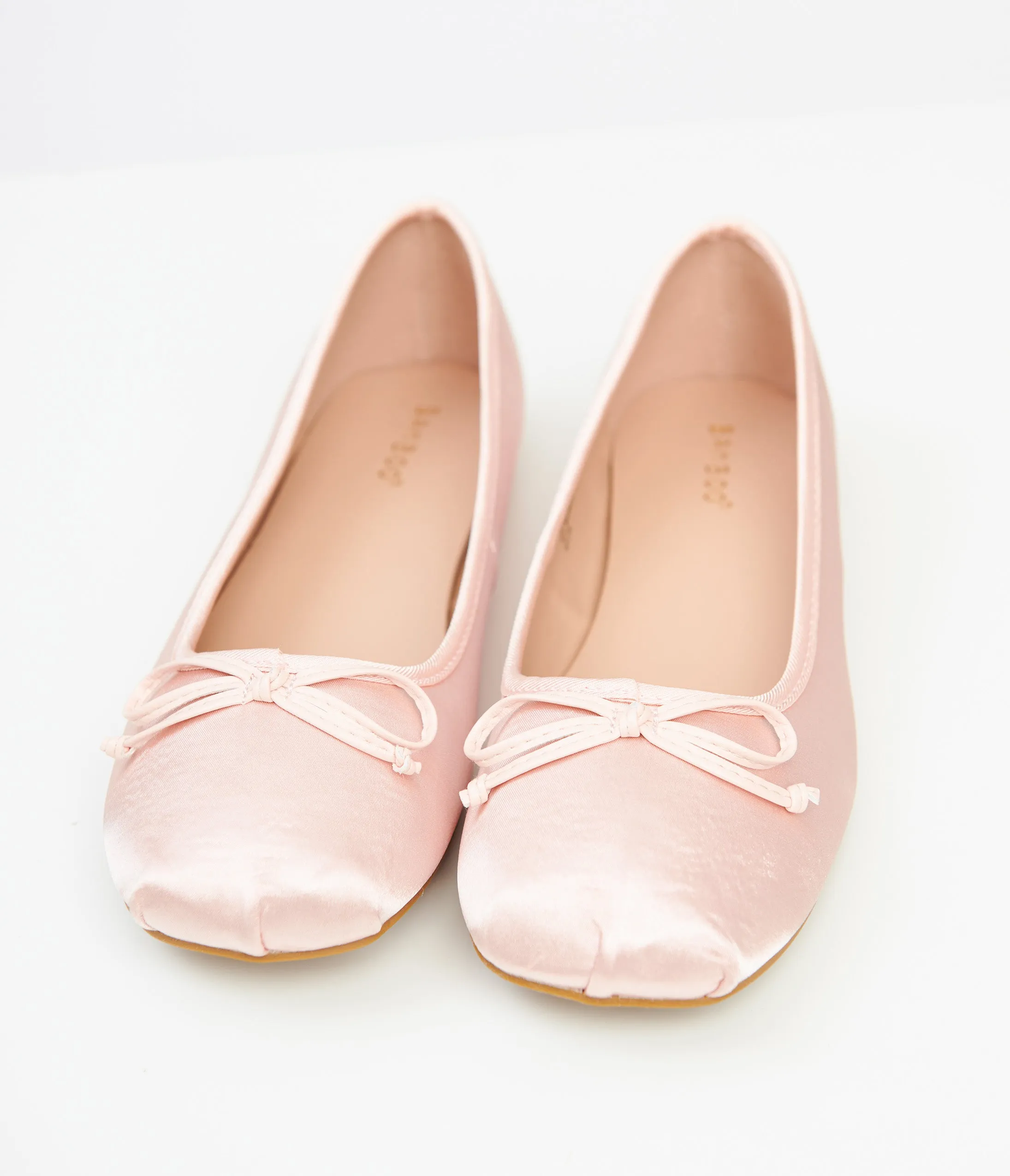 1960s Light Pink Satin Ballet Flats