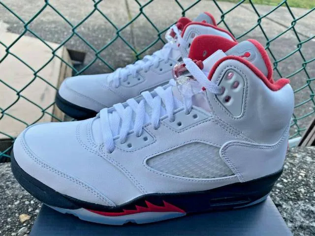 2020 Nike Air Jordan Retro V 5 "FIRE RED" DA1911-102 Met...