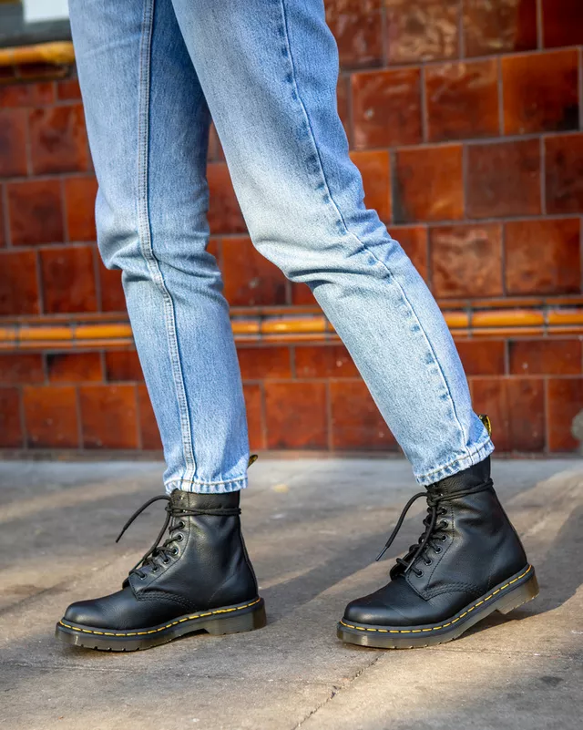 Dr. Martens 1460 Pascal Black Virginia