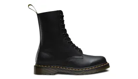 Dr. Martens 1490 Smooth Black