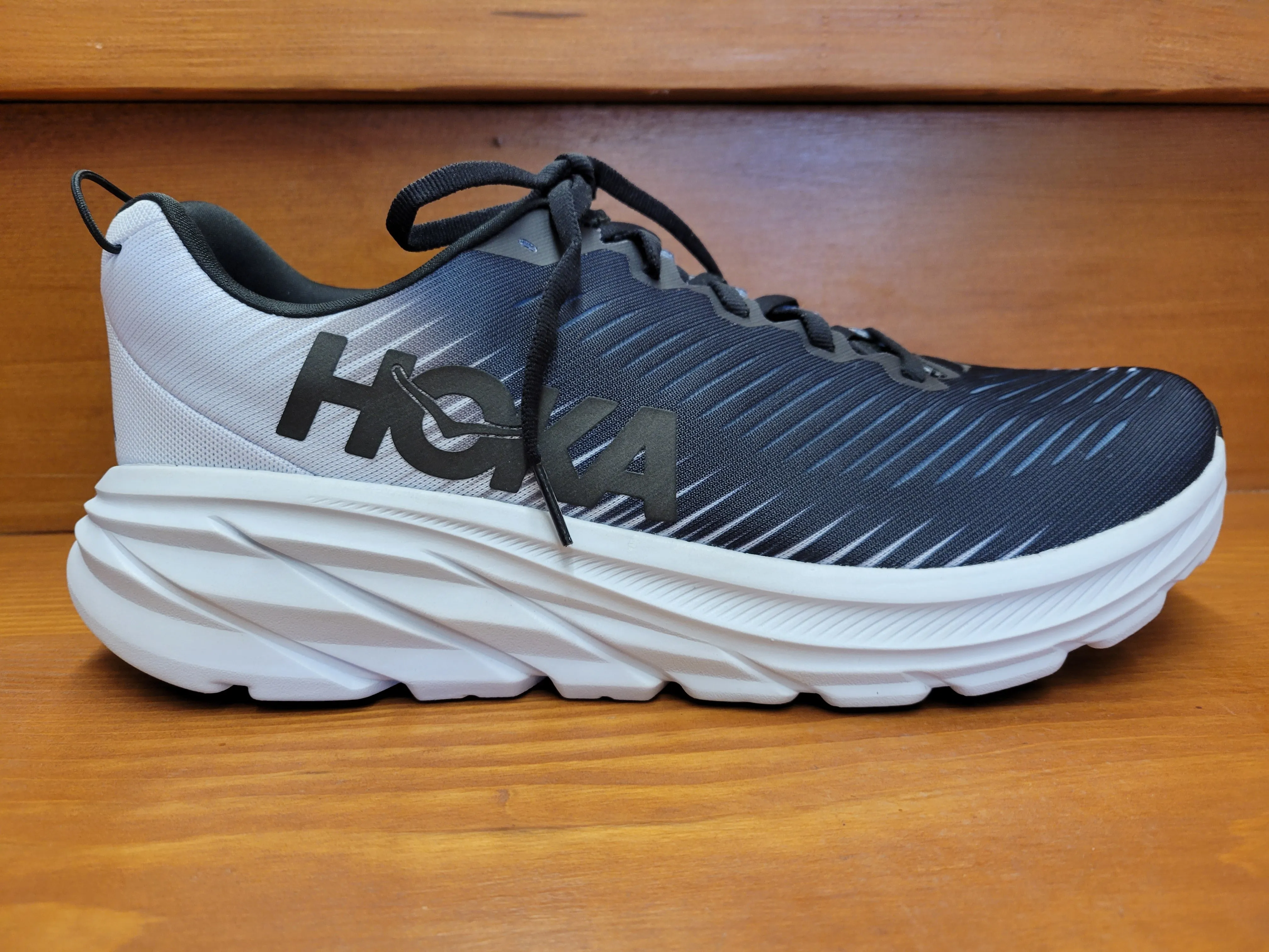 Hoka Rincon 3 Black/white 1119395 BWHT & 1121370 BWHT