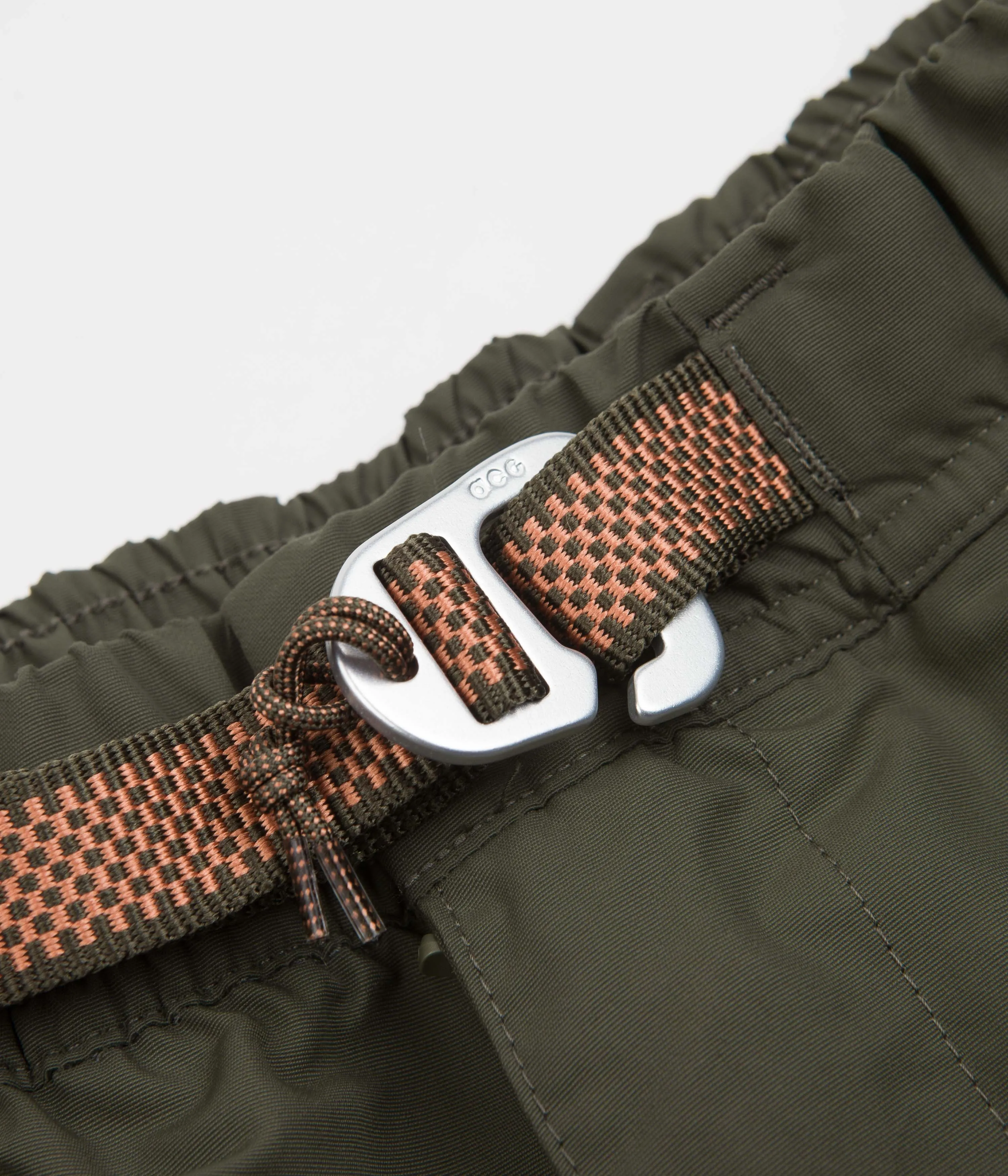 Nike ACG Snowgrass Cargo Shorts - Cargo Khaki / Black / Summit White