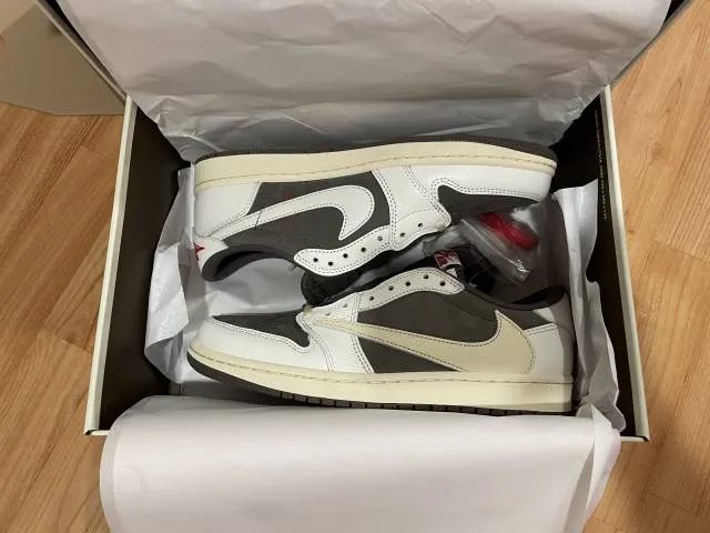 Nike Air Jordan 1 Low OG SP x Travis Scott "Reverse Mocha"