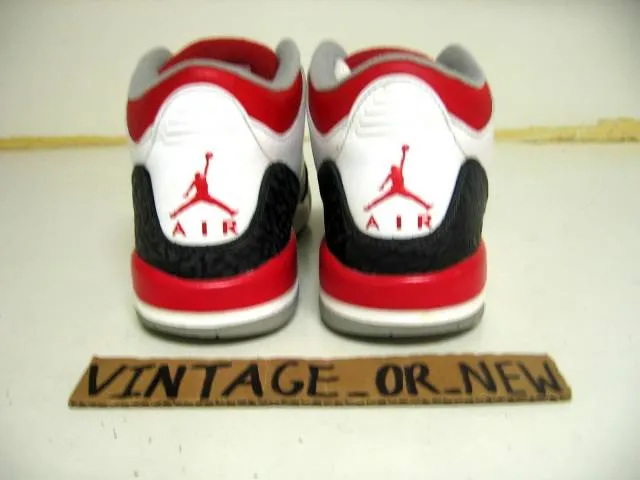 Nike Air Jordan III 3 Fire Red Retro GS 2013 sz 5Y cemen...