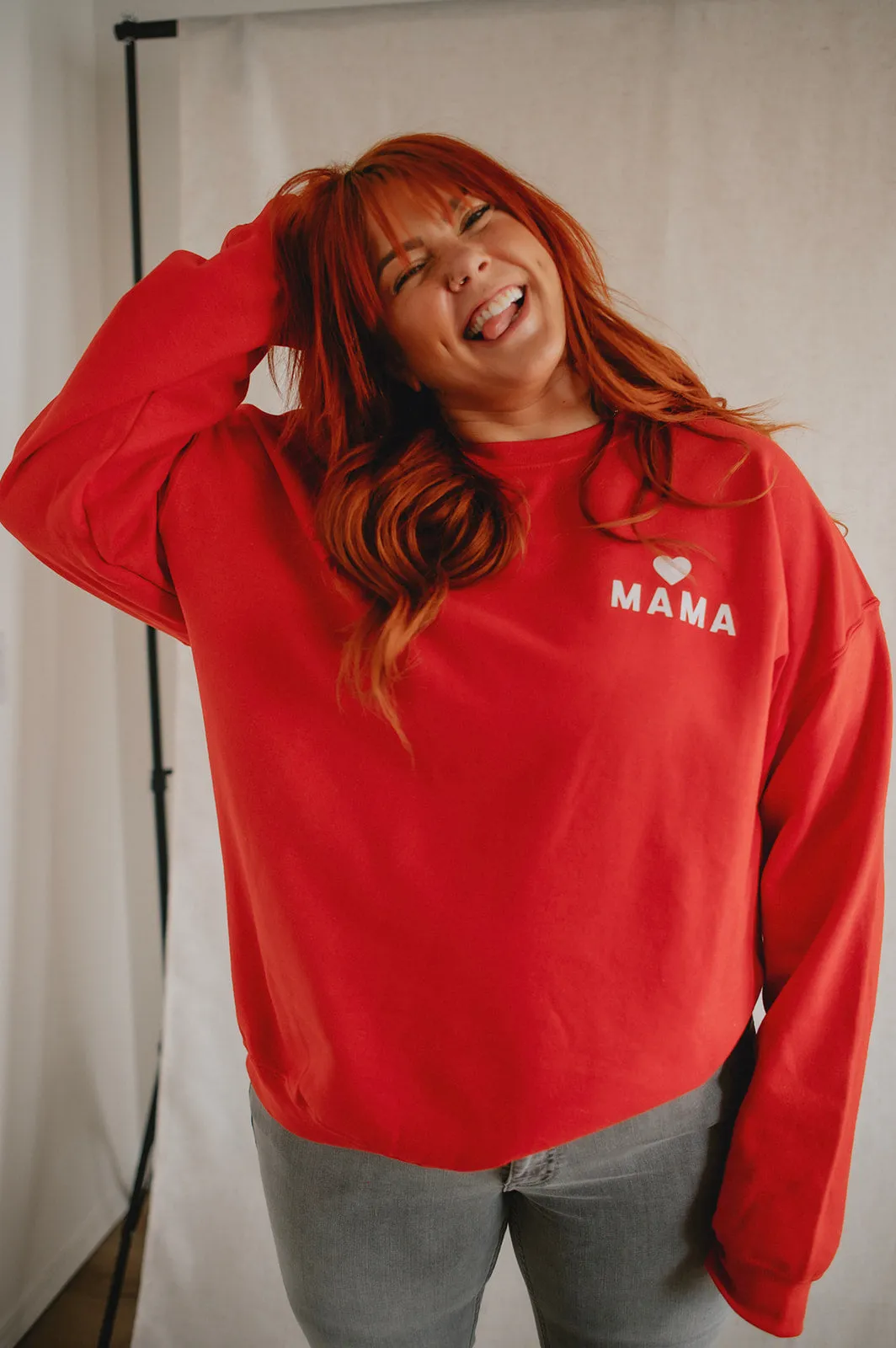 The Mama Heart Pullover Sweatshirt - Red