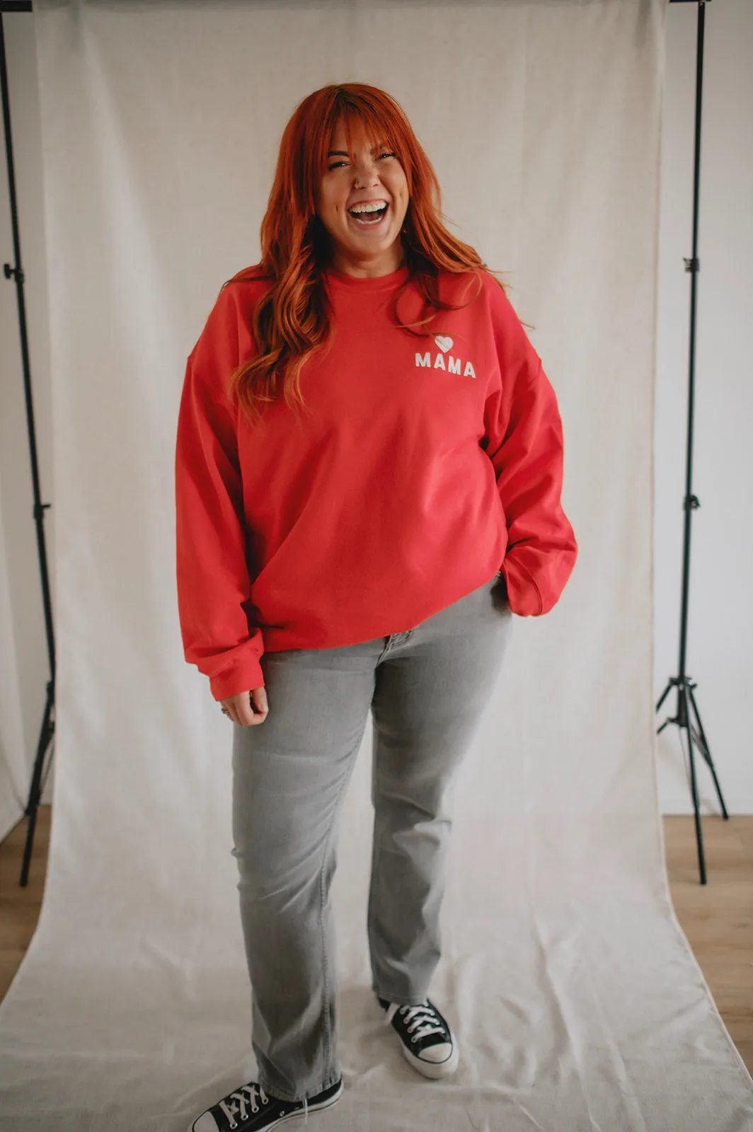 The Mama Heart Pullover Sweatshirt - Red