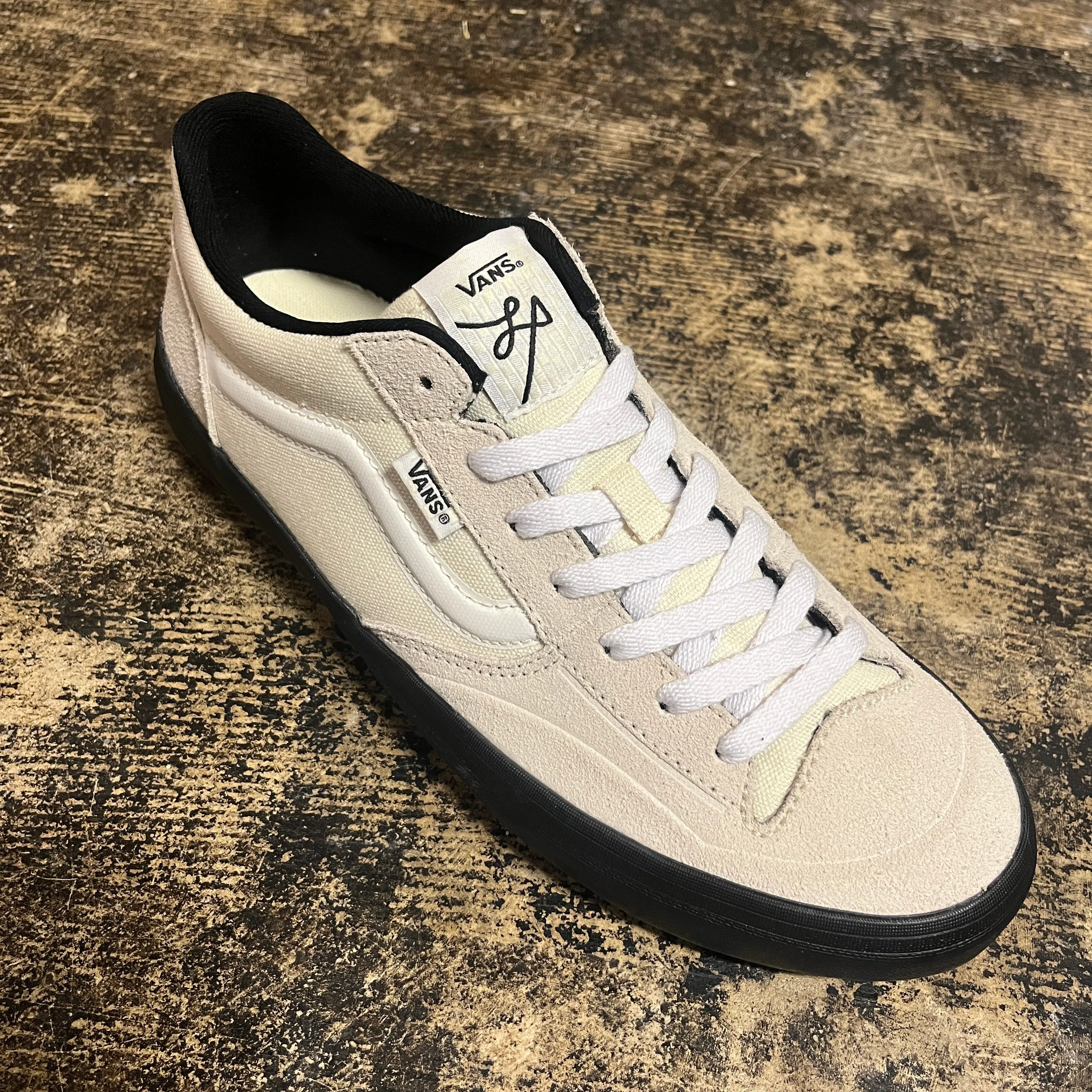 VANS LIZZIE LOW (VINTAGE WHITE/BLACK)